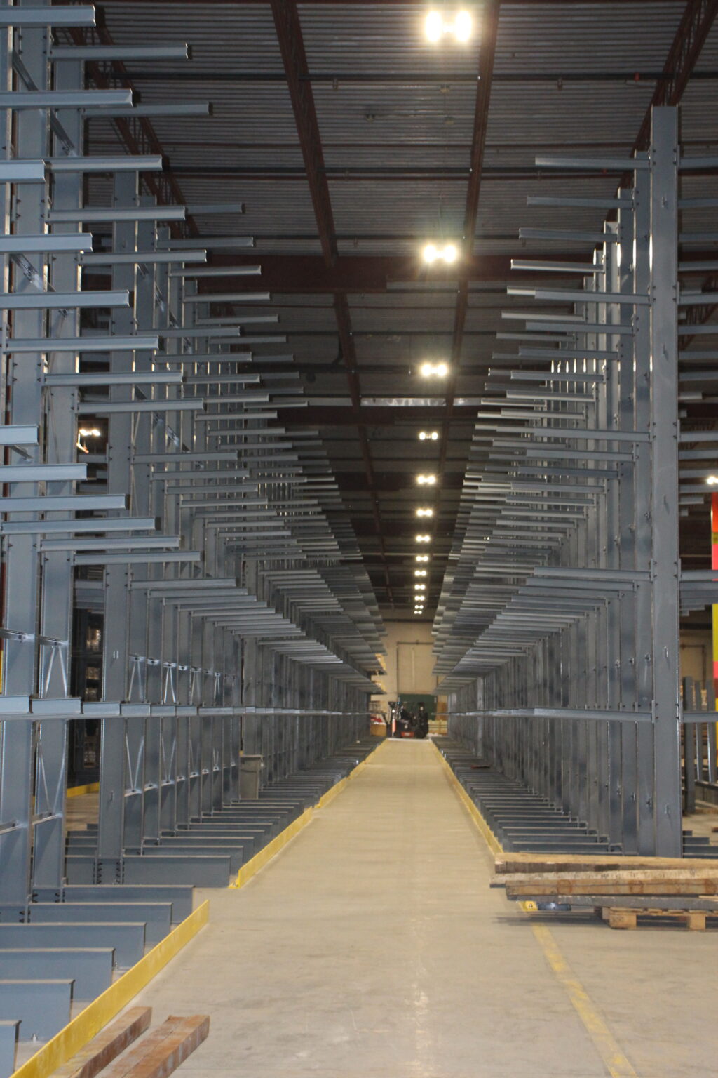 Calgary Pallet Racking, Industrial Shelving, Storage Lockers